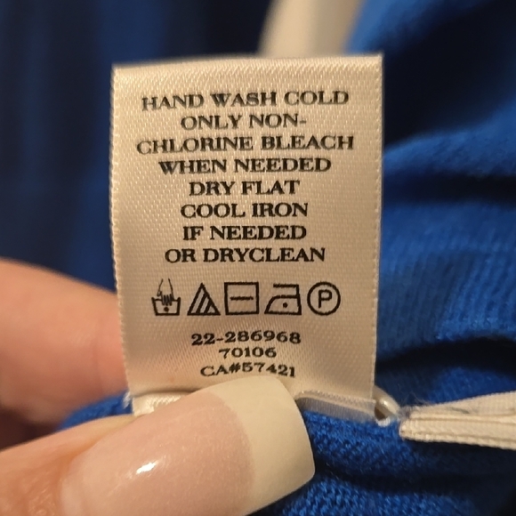 Ann Taylor Vibrant Blue Knit Top - Picture 4 of 5